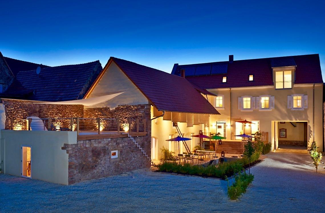 Rothfuss-Hotel Weisenheim am Berg Exterior photo